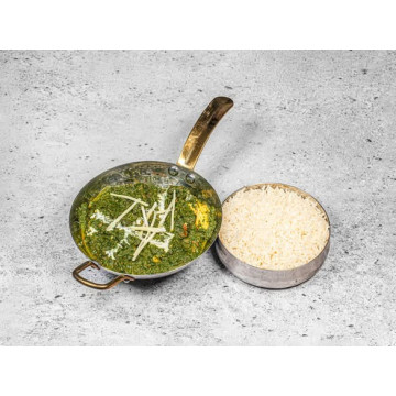 Palak Chicken (boneless) (Served with Rice)