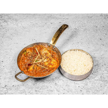 Karahi Chicken (boneless) (Served with Rice)